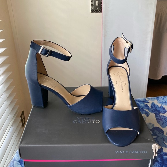Jessica Simpson heels - Picture 2 of 4